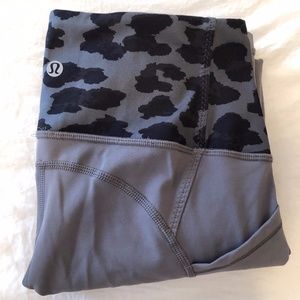 Gray cropped lululemon leggings